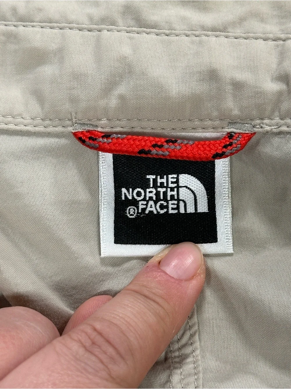 The North Face Utility Outdoor Roll-Tab Sleeve Button Down Shirt - Mens Medium